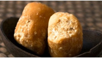 JAGGERY VS SUGAR